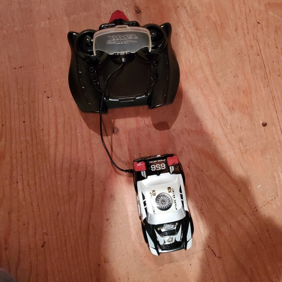 Air Hogs R/C Zero Gravity Micro Police Remote Control R/C Car - Picture 5 of 5